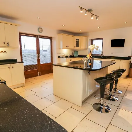 Castle Mill * Ravensworth